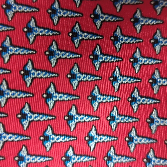 Alynn Mans Silk Tie - Picture 5 of 6